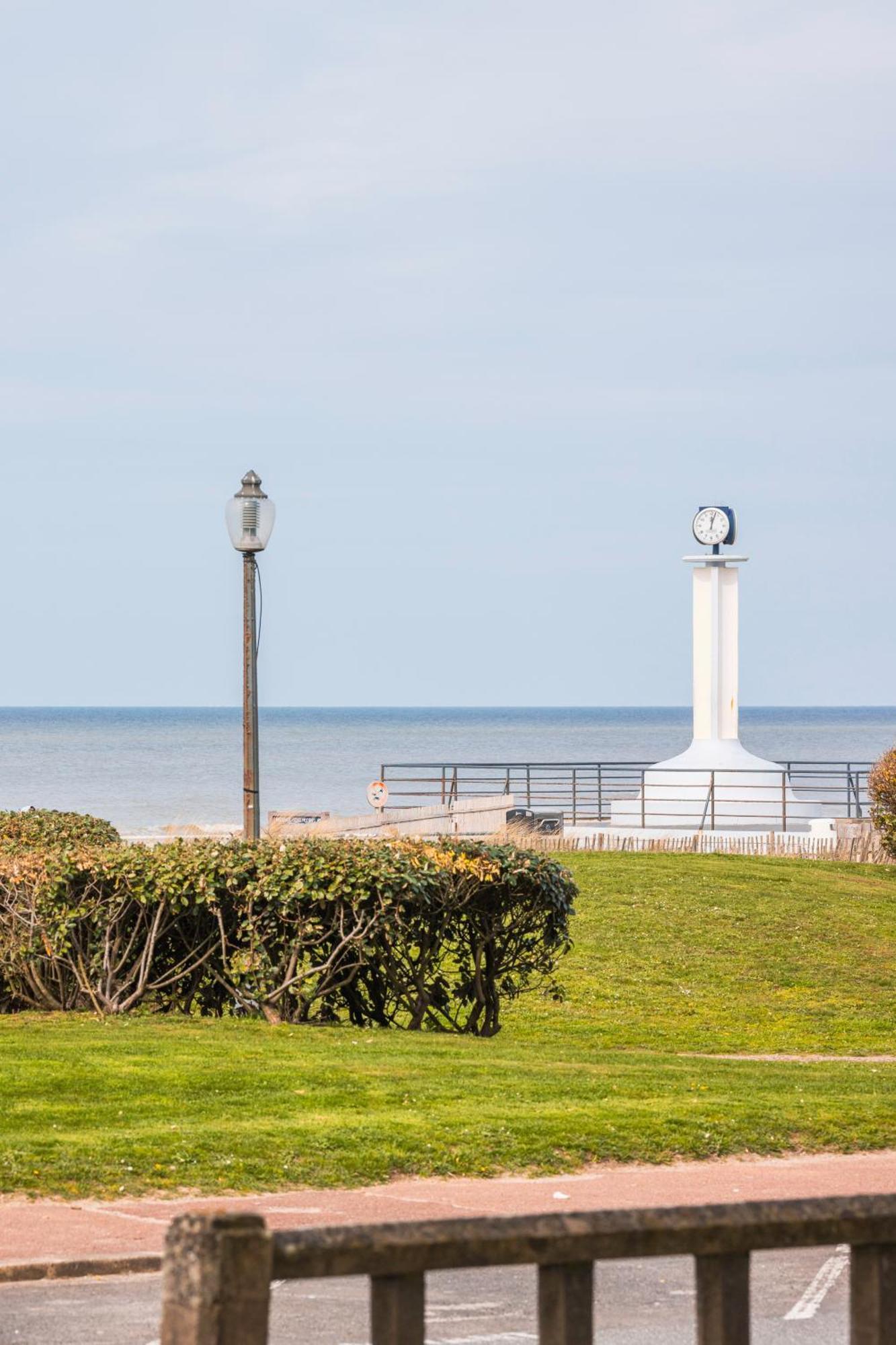 Spacieux Appart Pour 6, Front De Mer, Centre Le Touquet Esterno foto